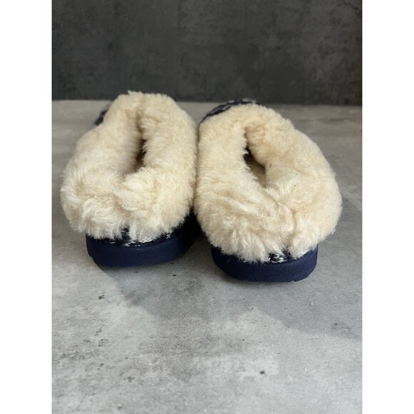 Women’s Ugg blue heart slip Ons shearling fur Lined Clogs size 6 - Picture 13 of 16